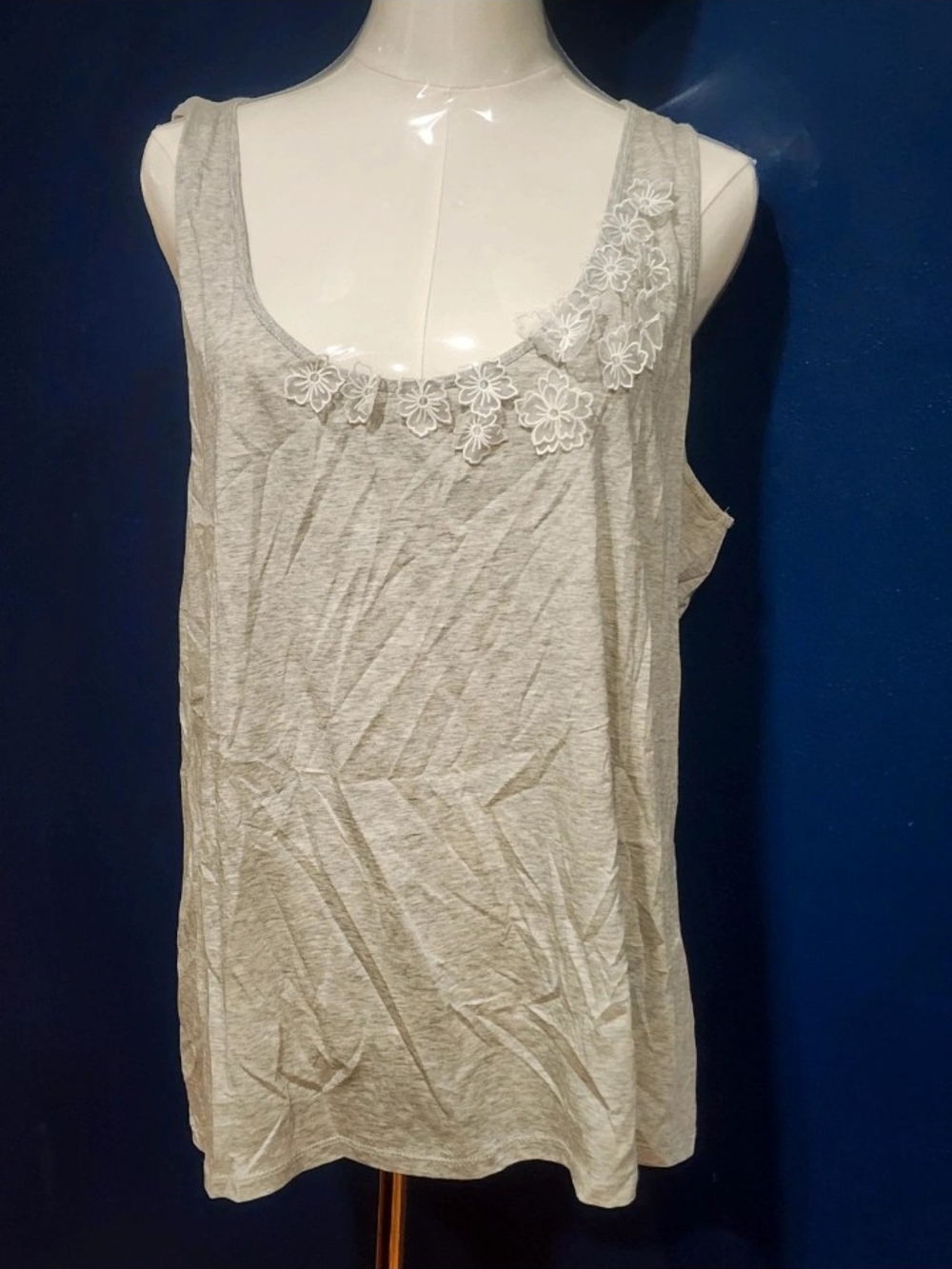 J. Crew Light Gray Floral Applique Scoop Tank